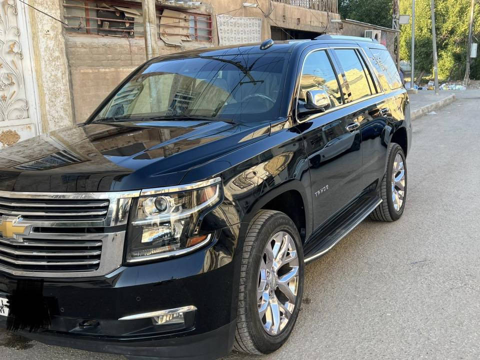 السلام عليكم
تاهو ltz خليجي ٢٠١٧ فول مواصفات 
كير محرك بشرط جديد مكفول 
سنوية لغاية ٦ / ١١ / ٢٠٢٨ بسمي رقم بغداد دولي 
ماشية ٧٣ الف 
سلايت 
كشن جلد تدفئة تبريد بالكشن داخل قرميدي 
كشن هزاز 
قاصة 
ثلاجة 
رادار بالمري 
ويل كروم ٢٢ 
حسام امامي خلفي 
جنطة كهرباء 
دبل بصمة 
سقف DVD
كامرة 
استيرن كهربائي 
السيارة مغلفة ppf بالكامل ابو الضمان عشر سنوات قيمتة ٢٠ ورقة 
السيارة حيل جديدة كفالة عامة فقط شخط اربع أصابع بالباب خلف السائق الباقي كفالة 
السعر ٤٠٥ وبيها مجال بسيط 
***********
