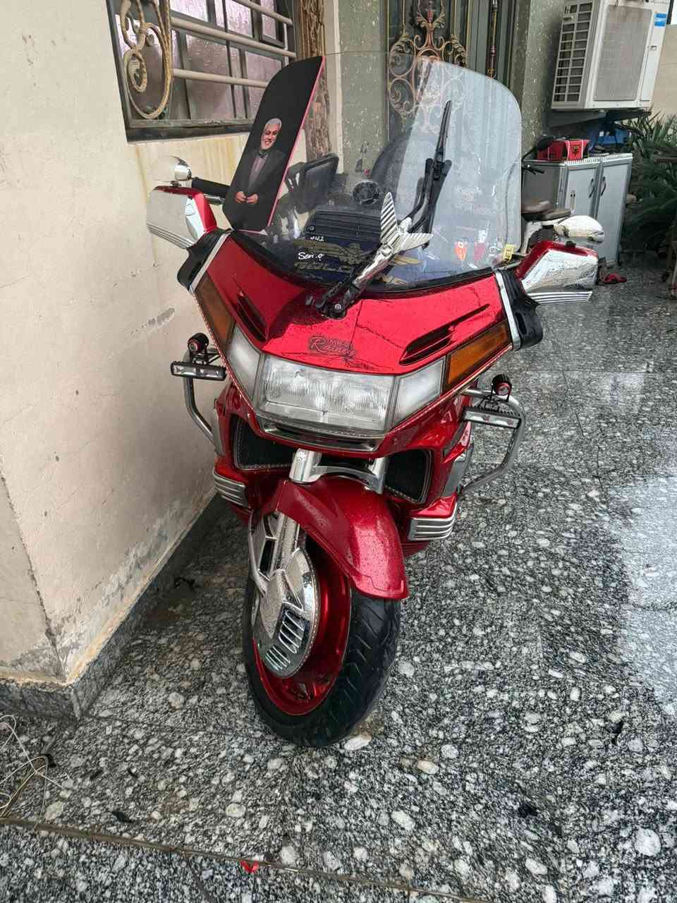 يالله كولدن 1500 نضيفه بك جك شغال شاشه سستم سماعات
ماسحه شغاله مديل 98محدث 2000بدون اوراق سعر 20 قفل *********** تواصل عل رقم صاحب دراجه بغداد كريعات
