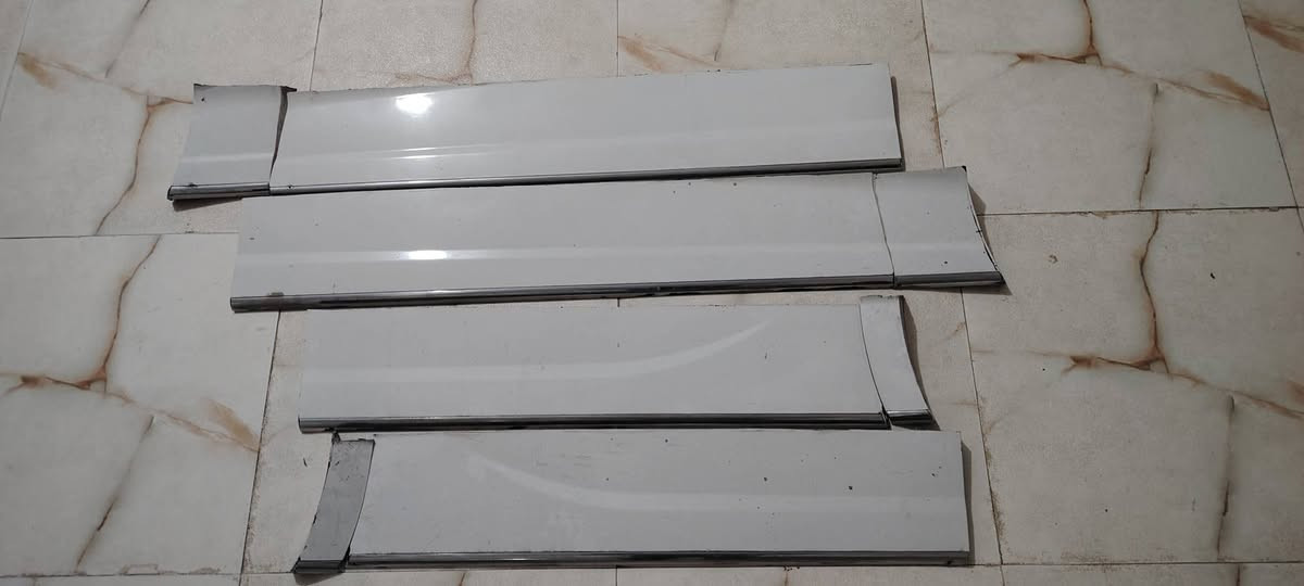 سلام عليكم دعاميه عروسه هيه والحزام مسح جدد جاهزات ريدهن ب ١٥٠ ستفسار ***********
