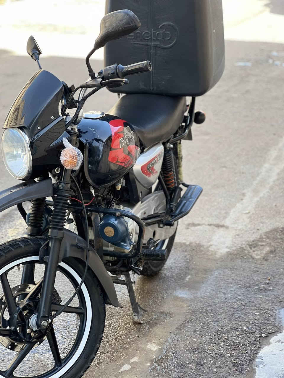 سلام عليكم بوكسر مديل ٢٣ وراق اصوليه البيع بواحد ٦٠
٠ربيه مجال العنوان بياع تقاطع درويش رقم ***********
