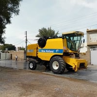 موديل 2013رقم أربيل سعر 65مليون بي مجال لشراي 07708800795