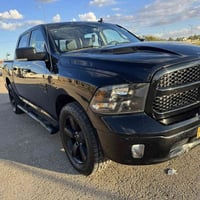 دوج رام كلاسك 2022  رقم اربيل بأسمي  فول مواصفات عدا الفتحة  بصمة  شاش...