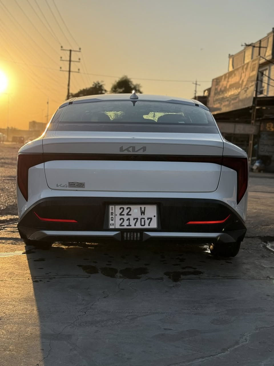 كي فور موديل 2025 
امريكي كلين تايتل بدون حادث وبدون صبغ 
مواصفات 
تحكم ستيرن 
مثبت سرعه 
مثبت مسار 
شاشه متصل كار بلاي 
رادار امامي 
كامره خلفيه مع حساس  
لايتات زنون 
تبريد ثلج 
تدفئه كشنات 
تشغيل عن بعد 
السعر 187 قابل لتفاوض
***********

