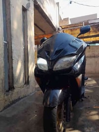 08 بومه شباب دراجه يحتاجله بس كفرات ترجع جديده لا دراجه ممتعوبه شباب ه...