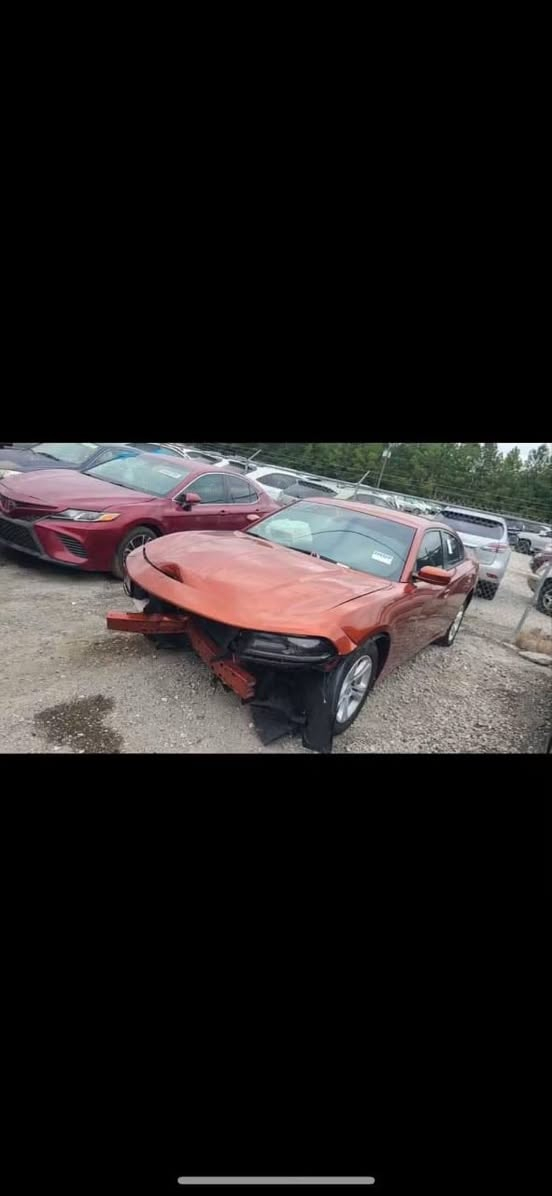 جارجر٢٠٢١ ماشية٨٤ الف حرة بغداد سيارة حادثه موضح بلصور كلش جديدة ونظيفه السيارة للبيع سعر ٢٢٨$ وبي مجال لشراي اكيد 
مكاني ناصريية مركز ***********
