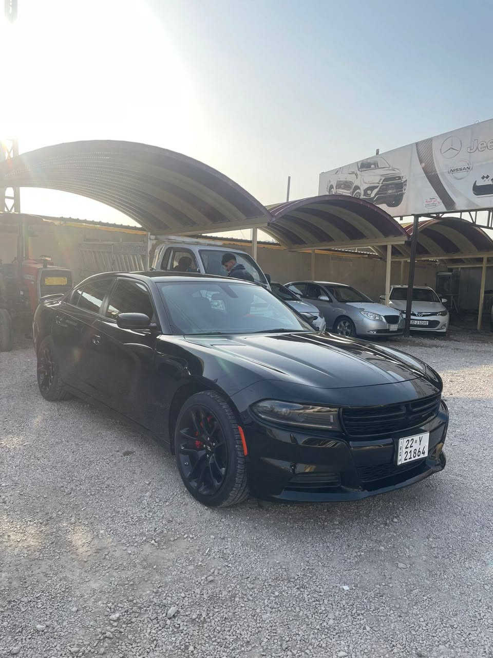 السلام عليكم .   للبيع جارجر .م 2023
رقم اربيل .تحويل مباشر. 

أمريكي.   محرك.3600. 6  
فول مواصفات . بصمه. كشنات كهربائي. فول الاخير

بيه بارد بالجاملغ  الخلفي موضح  بل سونار 
فقط.   والباقي كفاله عامه.    على وضع الشركه 
الك الفحص.     ماشيه. 45

السعر. جوا السوك 290 . $ وبيها مجال.  للطيبين 
مكاني.  الفلوجه.   
رقم هاتف.  ***********
