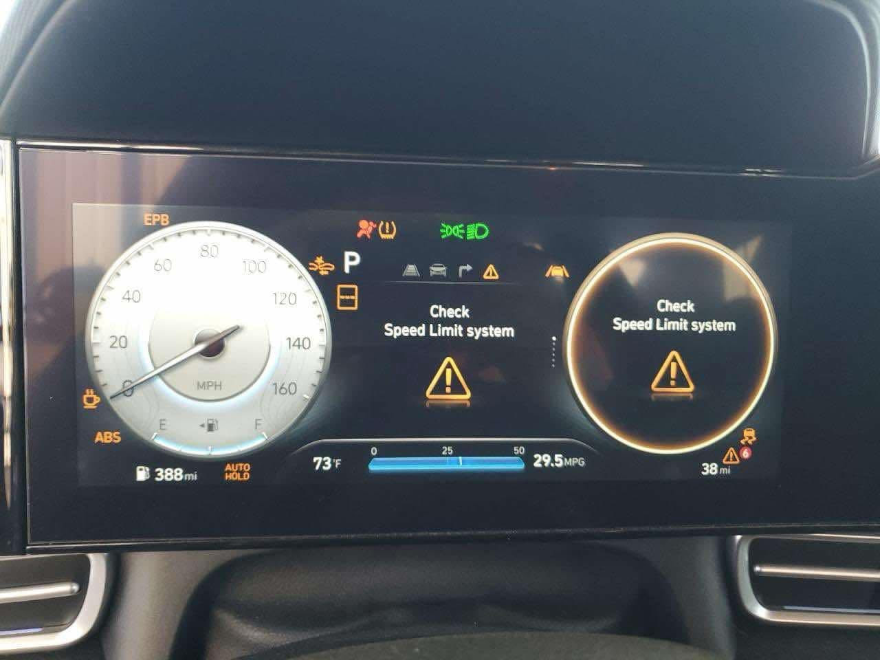 سلام عليكم 
النترا 2025 فول مماشيه 
رقم بغداد معوقين باسم والدي السيارة وارد امريكي سعر. 152 ورقه  للاستفسار اتصل ع الرقم ***********
