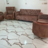 ١٠ نفر • ثقيل • بي ضرر