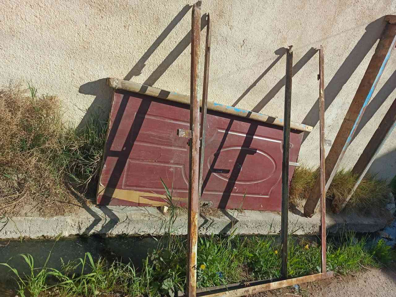 4 بيبان خشب مع الجرجوبه للبيع شوي بيهم ضرر كلهن ب 80


**إذا كنت صاحب هذا الإعلان وتريد حذفه لأي سبب، رجاءا أرسل رسالة إلى الدعم الفني**