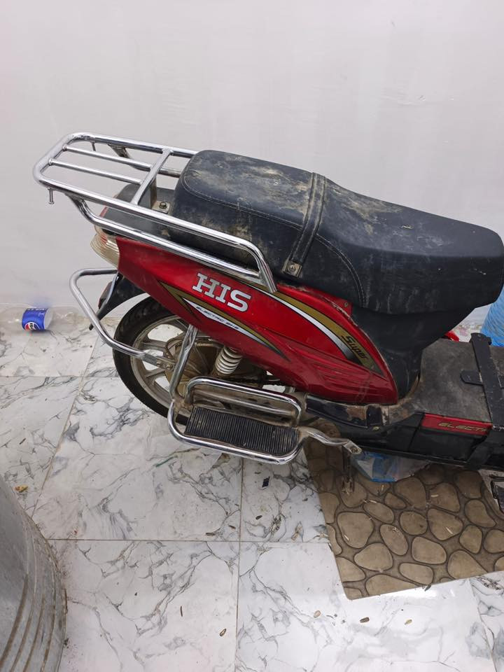 السلام عليكم
شحن للبيع متروكه صار سنه 

ما اعرف شبيه لان اني بس بانزين 

قيم بل يرضي الله مكاني بغداد حي القاهره 

***********
