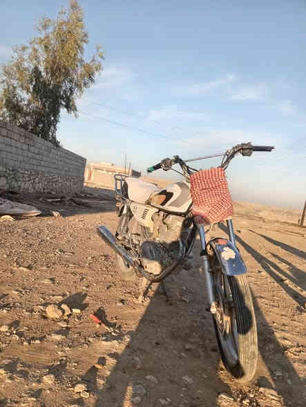 ماطور للبيع سيفان شرط شغال بس يعوزو دشبول السعر 150وبي مجال التواصل على هاذا الرقم ***********
