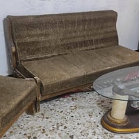 ١٠ مقاعد • طاولة وسطية • ٤ تچوات