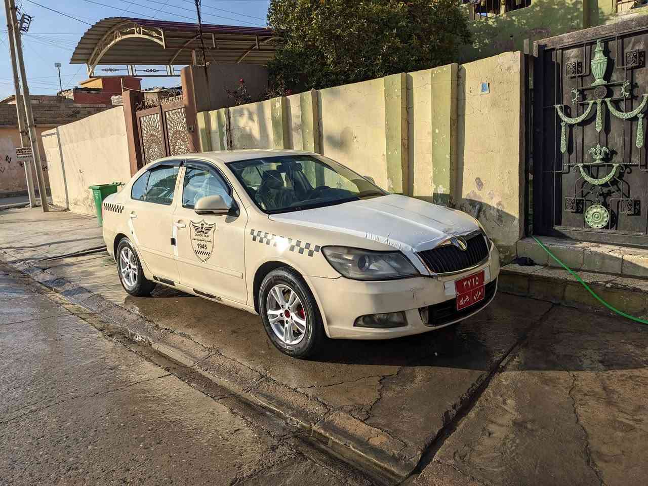 تەکسی سکودا مودێل 2010 گێر عادی مەکینه 16 یه دو قتعه سبخن بێ داخلی سەنەوی جدیده هەتا 2027 تەحویل و برین و قولپین بشەرتن سعر 90 وەرەقه و مجال و 800 هزار غرامه لسەرن دێ ژسعرێ ئێنه خوار ***********
