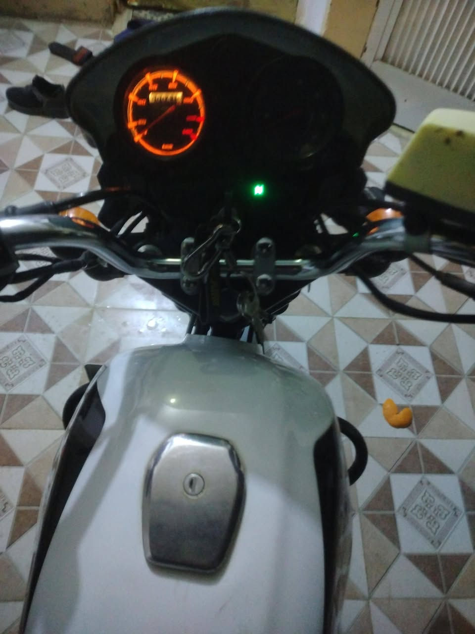 بوكسر 23
الدراجه خير من الله 
ال مكينه خرسه ما طاختها اسبانه 
كفاله عامه تحويل ثاني يوم 
للبيع او امراوس حسب ال قناعه 
***********
