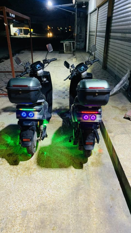 سلام عليكم 

للبيع دراجات 318 عدد 2 

موصفاتها معروفه 318

بسعر مناسب 

لتواصل ***********
