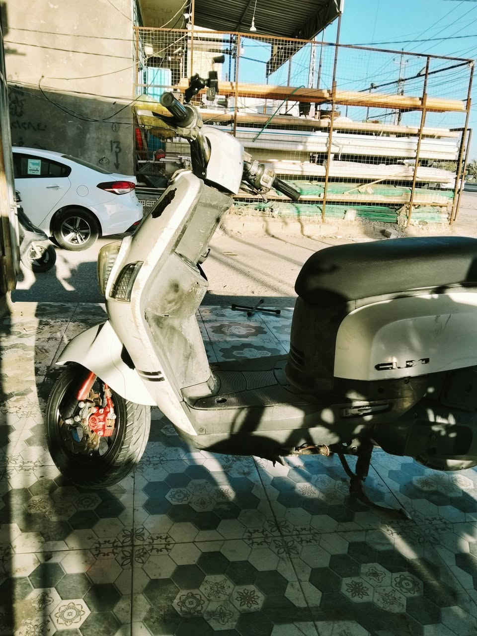 السلام عليكم دراجه بوليس نوزل للبيع ما مفتوحه حلوه سيلف كهربائيات شغاله اي نقص ما بيها سعرها 700وبيها مجال مكاني كربلاء  شرط الفحص مكفوله من كلشي  هاذه رقمي ومراسله هم موجود هم ***********
