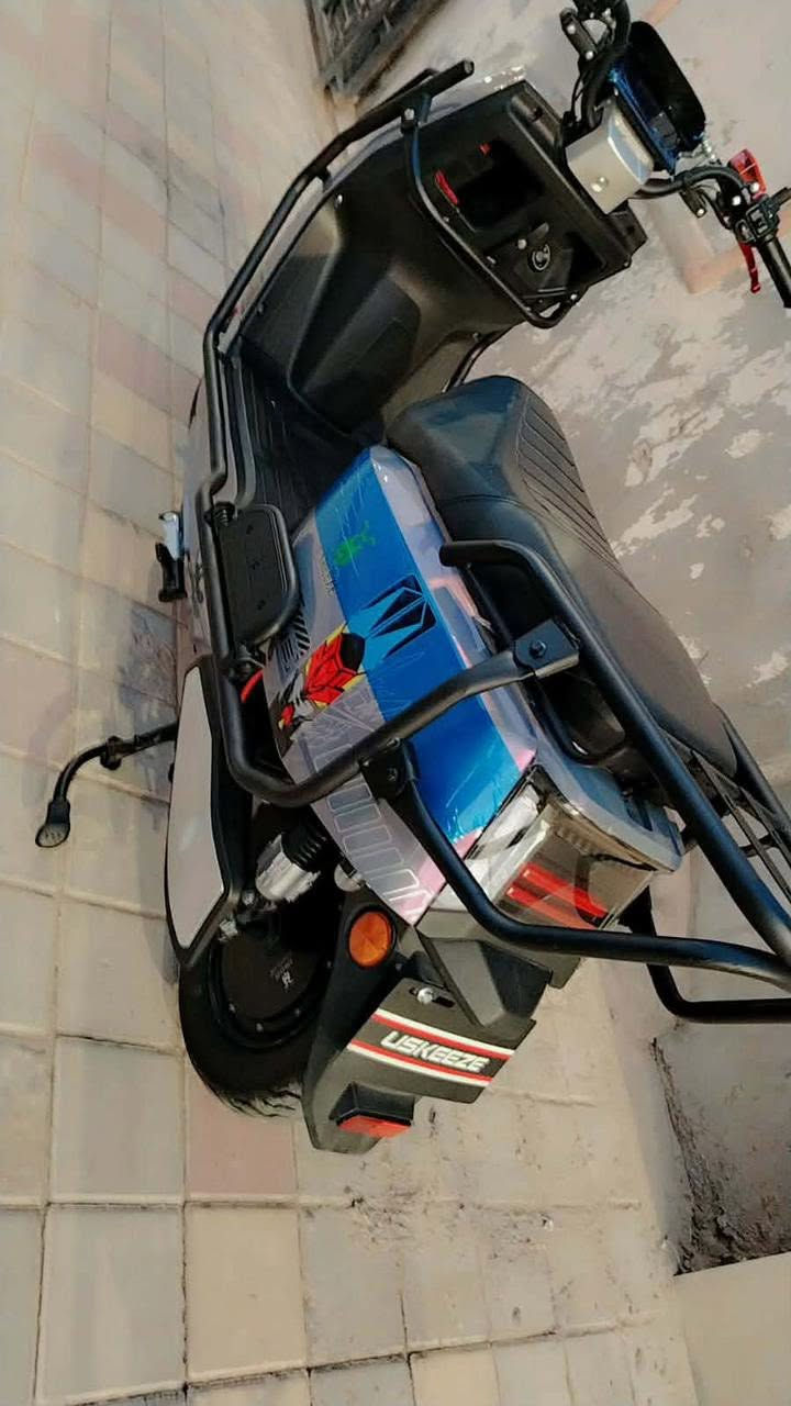 مطور شحن ألماسه دبدوب
سته بطاريات 
كلهن على فحص 
تشغيل عن بعد 
السعر 750 وبي مجال
قفل إنذار سرقه 
موديل 2025 
بعد جديد
الرقم الهاتف ***********
العنوان الرمادي حصيبه الشرقيه
