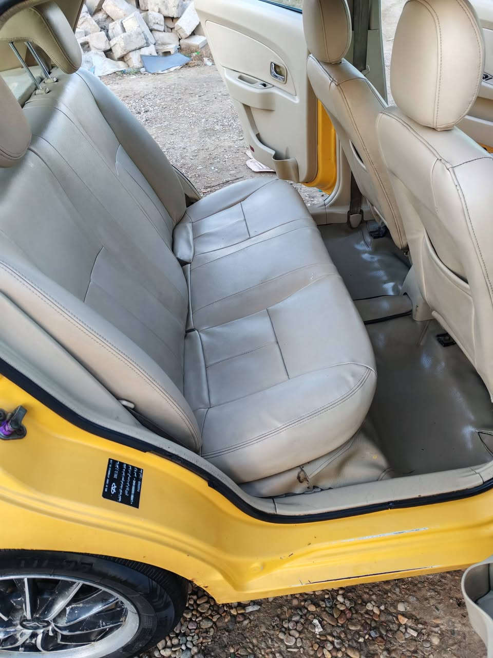 شيري فلاوين 2013 كير ومحرك وتبريد خير من الله بدون حادث سياره ابلاد السعر ٣٣ قفل *********** سياره بسمي تحويل ثانى يوم
