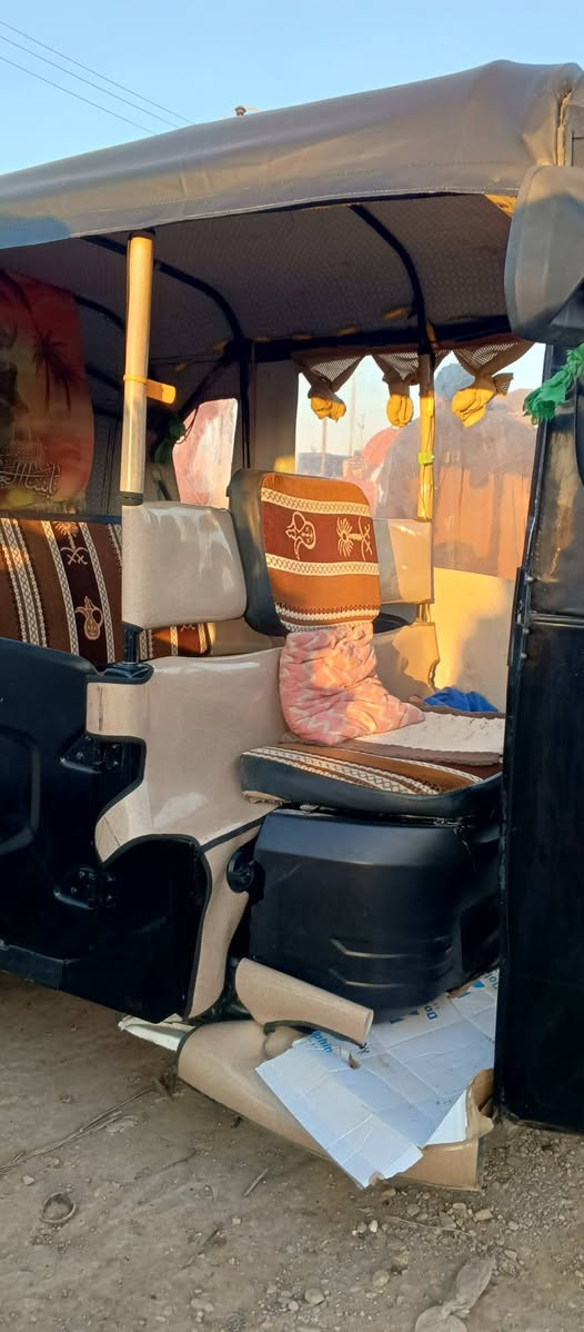 سلام عليكم للبيع تكاتك ناصريه قضاء الفجر تصال ***********
