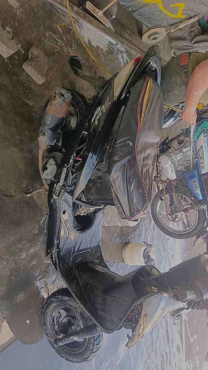 دراجه جي تي سعر 275 سلف شغاله عايزه كفرات وشد كهربأيات وشوفت عينكم الرقم ***********
الواتساب ***********
