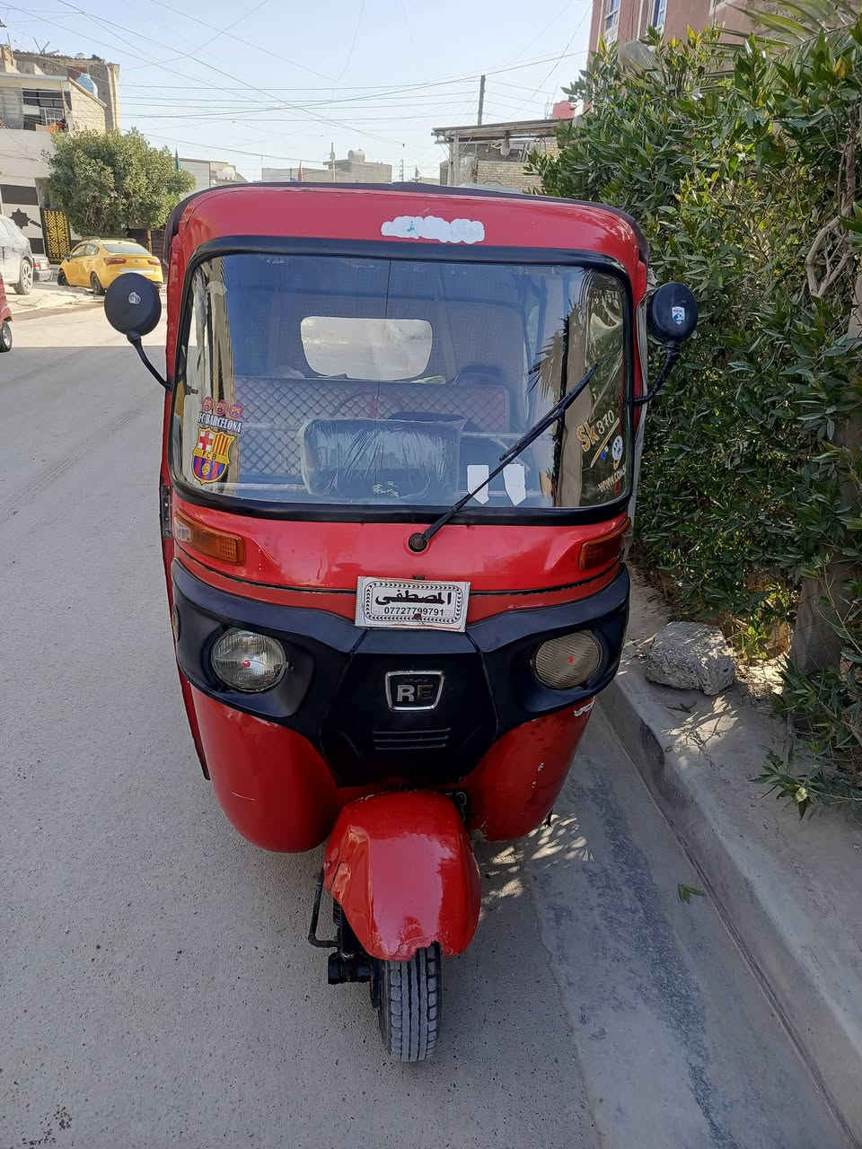 تكتك للبيع موديل ١٨ المكينة ٢٠ تكتك كلهة بلادية ما عدى جاملغات الخلفيات السعر ٣٧٥٠ العنوان الأمين الثانية شارع النواب ***********
