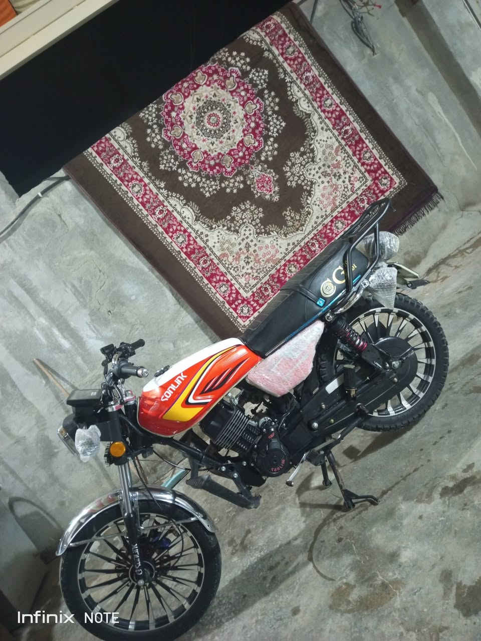 دراجه سيفان موديل 2025دراجه مكينه ضاغطه وزنجيل مكفوله اي نقص مابيها الاستفسار تصل على الرقم(***********)سعرها750وبيها مجال مكاني قضاء الخالص ناحية هبهب
