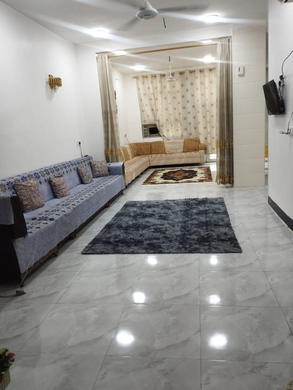 بيت للبيع٢٥٠متركربلاء الشبانات البزل الرابع واي استفسار اتصل ***********
