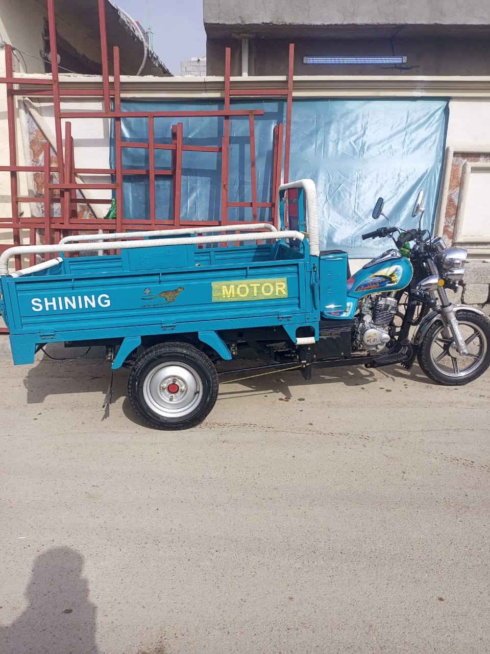 السلام عليكم من رخصة مدير الكروب ستوته جديده أخت الزيروموديل 23طالعه ب 25السعر 2,700وبيهه مجال قليل مكاني بغداد الشعب هاذا رقمي بي واتساب ***********,
