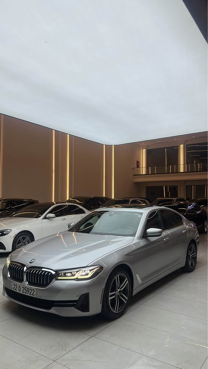 BMW 530i 🇺🇸
Cllen 
83mil 
2021 
Hamu qalbbe ba shart cllen 
Masafat full. 
*********** أربيل, العراق
