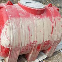 ابو الف لتر نظيف بس بيه زرف زغير بيه لبيع سعر 30الف 07732385762