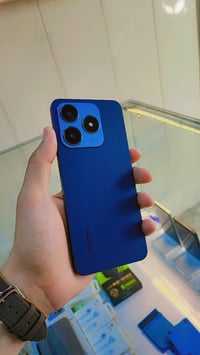 ريلمي C63 الذاكره 128 نظيف استعمال قليل بدون غراض سعره 125 يوجد توصيل ...