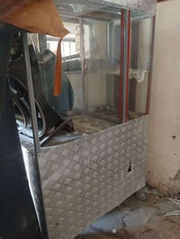 عربانه للبيع كامله ونضيفه ب٢٢٥مكاني المنصور رقمي٠٧٨١٥٩٧١١٦٥