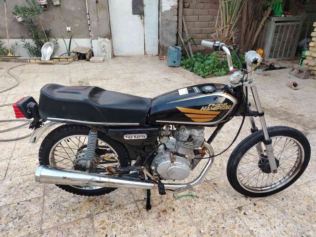 السلام عليكم دراجه يراني نامه شلامجه أدوات موديل 22 دراجه حلوه ماعورزه شي شراي بيه خير ويدلل مكاني سوق الشيوخ حي العسكري ***********
