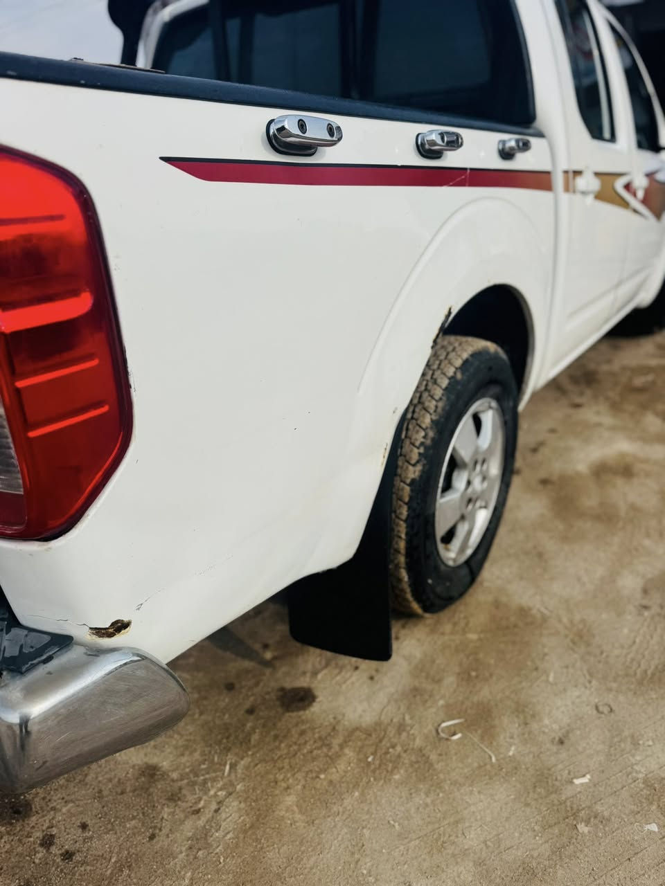 السلام عليكم للبيع نيفارا موديل 2010 كير محرك محور 3000 تبريد شغال   السياره رقم بصره بسمي تحويل ثاني يوم   المكان سياره البصره الزبير. 
السعر 87 ورقه وبيها مجال  شنو عندك  مرواس دزه حتى لو فرق   ***********
