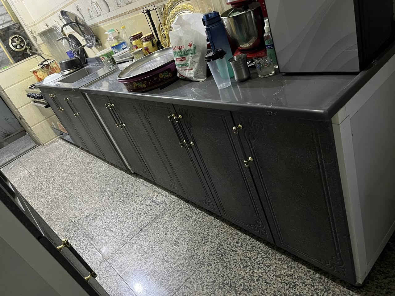 كاونتر تفصال من الشمال اخذته صار فتره
الجامه مالته موجودة السعر ٩٠٠ اخذته بمليون ونص جداً نضيف ***********
