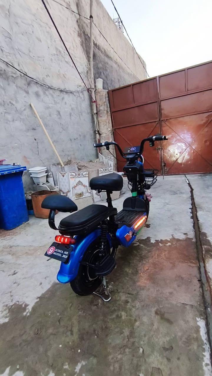 دراجة شحن للبيع فول الفول كلشي بيهة شغال السعر  250 وبي مجال


**إذا كنت صاحب هذا الإعلان وتريد حذفه لأي سبب، رجاءا أرسل رسالة إلى الدعم الفني**