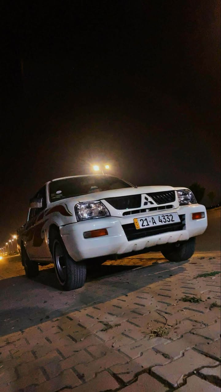 سلام عليكم 
مسيوبوشي قذافي 2005 
بدون ضرر بيه بس نص جامرلغ صبغ 
و بيه مكانات قليله بارد 
محرك بلاد 
گیر محرک کهربائیات کله شرط 
تایرات جدید باتری جدید 
سنویه جدید 
بيه کوبون بانزین 
رقم جدید رقم ممیز 
للبیع او مراوسه بقمارة سعره ۹۰ بیه مجال 
اذا مو شرای لاتزعجنا 
***********
*********** كركوك, العراق
