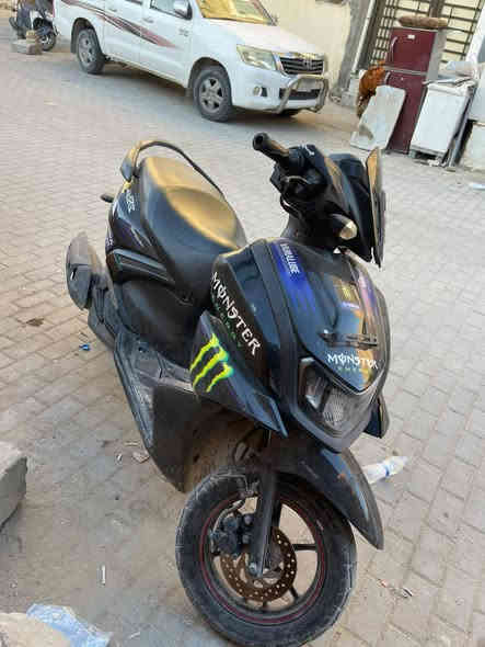 ZR  لون اسود 

 مديل 2022 .......... ماشية 18.000 فقط حقيقي 

كفالة عامة من كل النواحي ___ 🥰

 كفرات _ لاكسر  لاشخط  لاصبغ  لا تكحيل

 الدراجة خير من اللة كفالة عامه عن كلشي 

صالها شهر من طالعه من المعرض من ( حسين زعيبل) بــ 1.800 نقد مكاتبتها موجودة 

هسه معروض مال بيع متوازي مستعجلين عل بيعتها 

للتواصل والاستفسار / *********** 
حساب الانستجرام 2s.5x 

عباس عاشور للتجارة العامة / 🫡🫸
