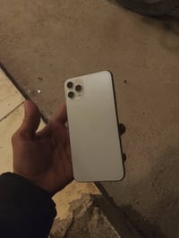 آيفون ١١ برو ماكس • شاشة مبدلة • بطارية ٧٩