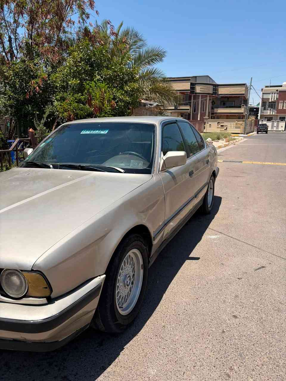 للبيع BMW 525 i 1990
مستعجل على بيع بسبب ظرف الي تفيدة يدخلي واتساب ***********

سيارة جاهزة ترايك وين متريد 525 اصل مفتوح سنويتها لل29 رقم انبار مشروع وطني هزتها ساقطة مكاني بغداد الغزالية

عليها منضومة بريك جاهزة 

بور ستيرن جديد 

صوندات بانزين كامل جديدة 

بيها نقوصات تترتب 

والداخل عليه دوشمة جديدة البطاين مالتها شوي تعبانة  

 تبريدها جاهز بس على طكة 3 

مي راديتر اخضر 

حماوتها نص ثابت 

 مصبوغة عام مابيها خياس 

السعر 40 وبي مجال بسيط حك جية

اني متواجد بس صبح تجي تكلب تشوف كدامك

