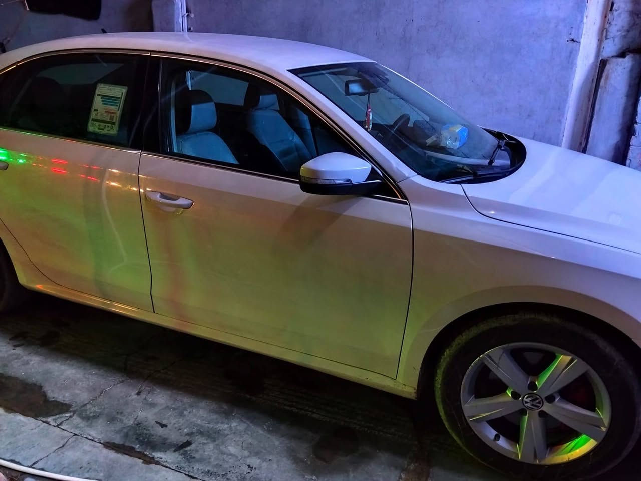 باصات موديل 2013 مكان كركوك رقم اربيل سعر 108 بمجال قليل***********
