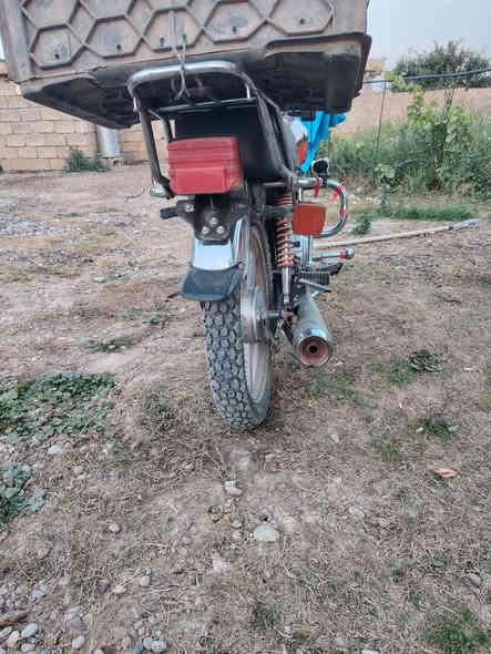 السلام عليكم  موطور للبيع  موديل20 السعر 425 اتصال عل ***********
