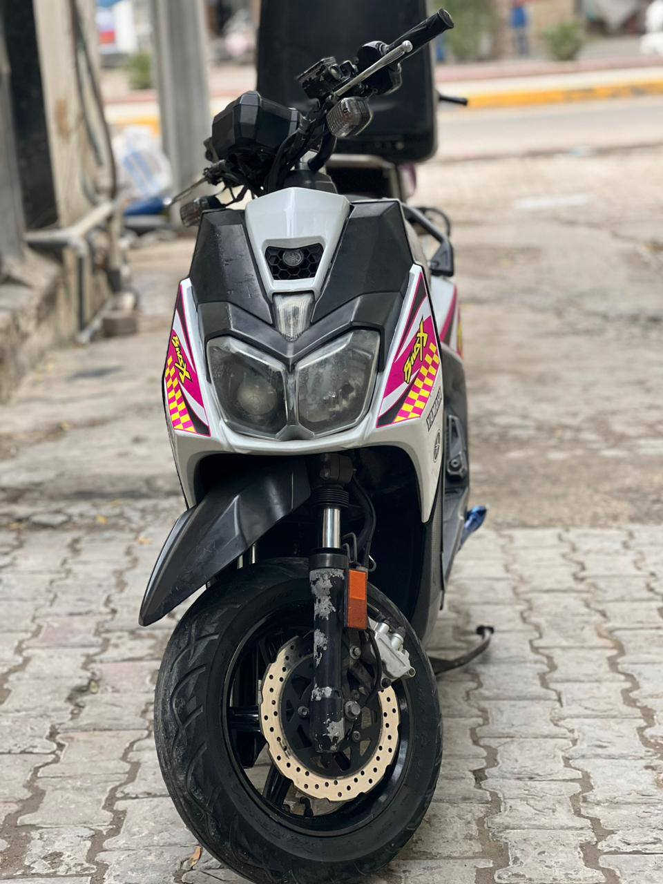 سلام عليكم شباب سكنس جبلي حديث دراجة كلشي ما نقصهة مكينة وكفر بلجيس وشلعة ومعدل تخبل  اليريدهة اني بخدمتة مكان مدينة الصدر ***********
