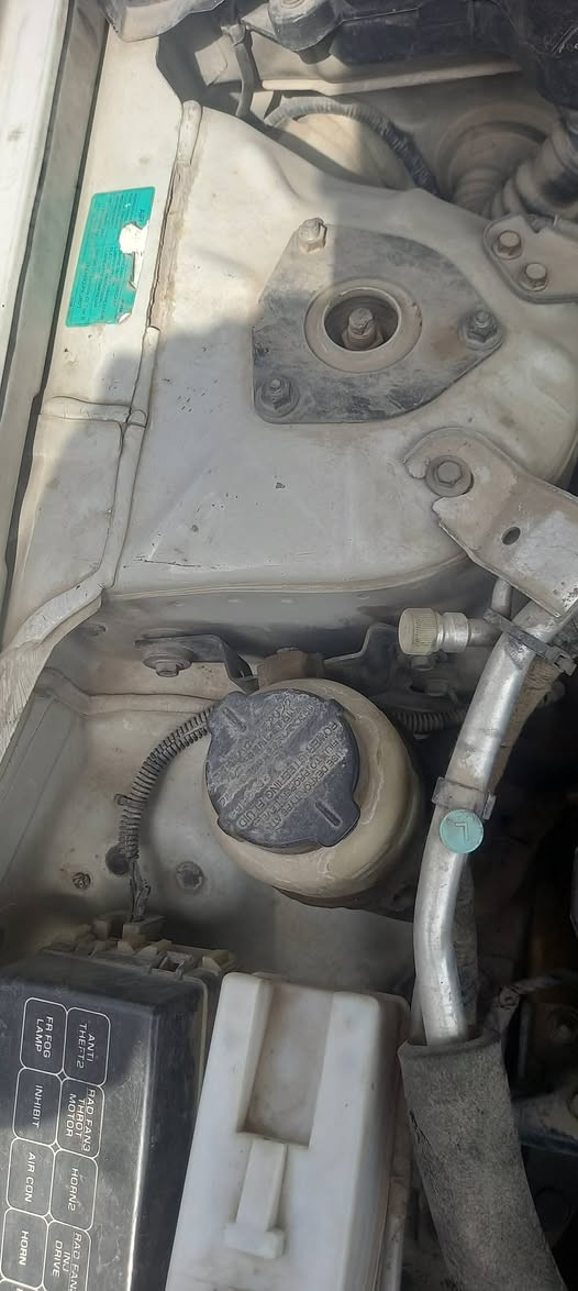 سلام عليكم
نيسان سني 
موديل٢٠٠١
رقم بغداد نكليزي هزه جديده 
محرك محرك خير من الله 
تكم تاير باتري 
تبريد ❄ ثلج
قرفه جديده 
السياره خير من الله 
السعر ٦٦بيه مجال 
العنوان الفلوجه قظاء الكرمه 
***********واتساب 
***********
