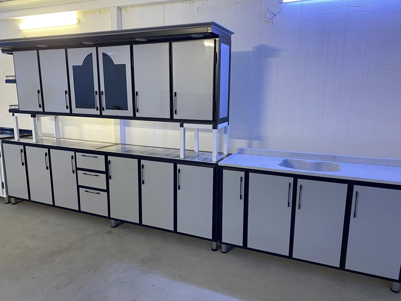 العنوان مغربه بل شيشان الثانيه بل سايدين آخر استداره الاتصال *********** بي واتساب يوجد خدمه توصيل
