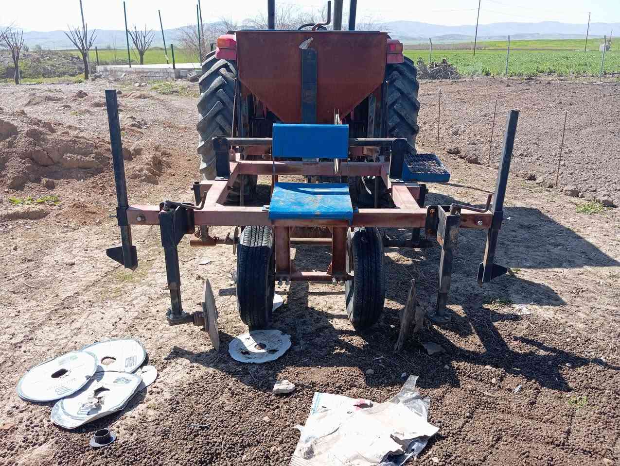 لایلۆن ڕاخەر بۆ فرۆشتن شوێن شارەزوور
***********
