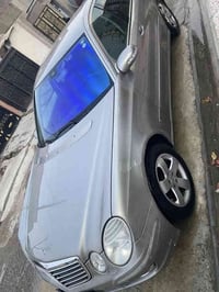 /// مارسدس ام عيون لبيع موديل 2004 محرك 4 تيربو السياره مكفوله من حادث...