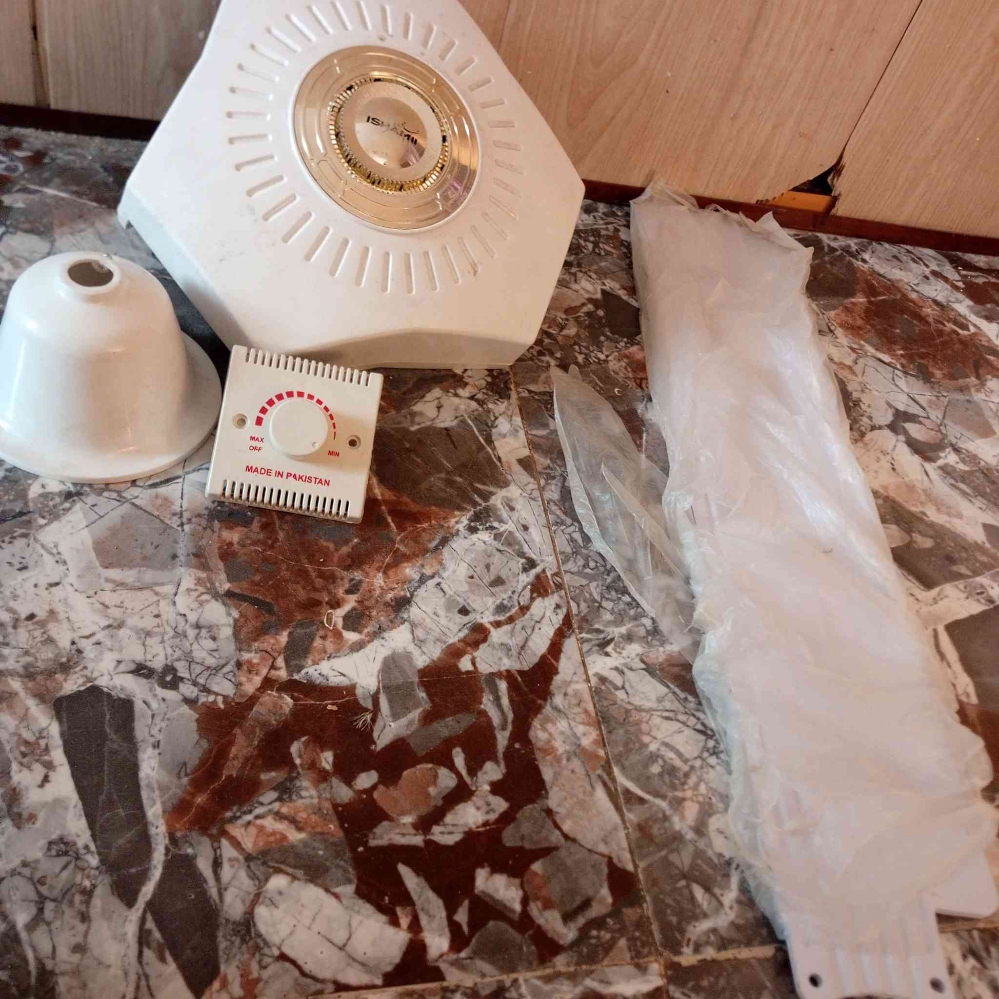 بنكه للبيع جديده. مامستعمله تواصل على رقم ***********
