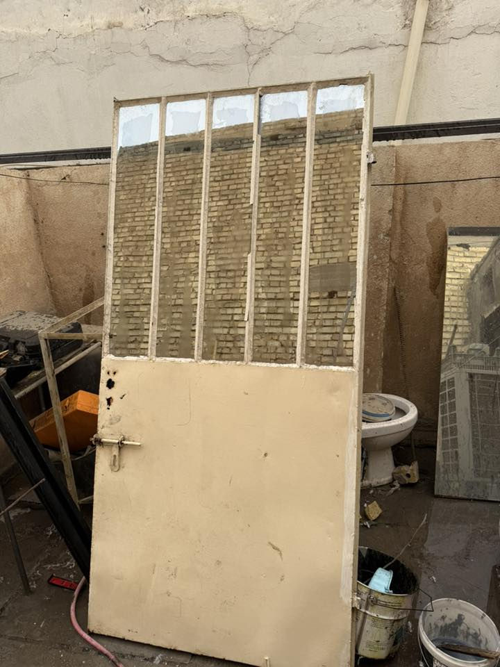 ابواب حديد عدد 2 اثنينهن ب50 الف مكاني بغداد ***********
