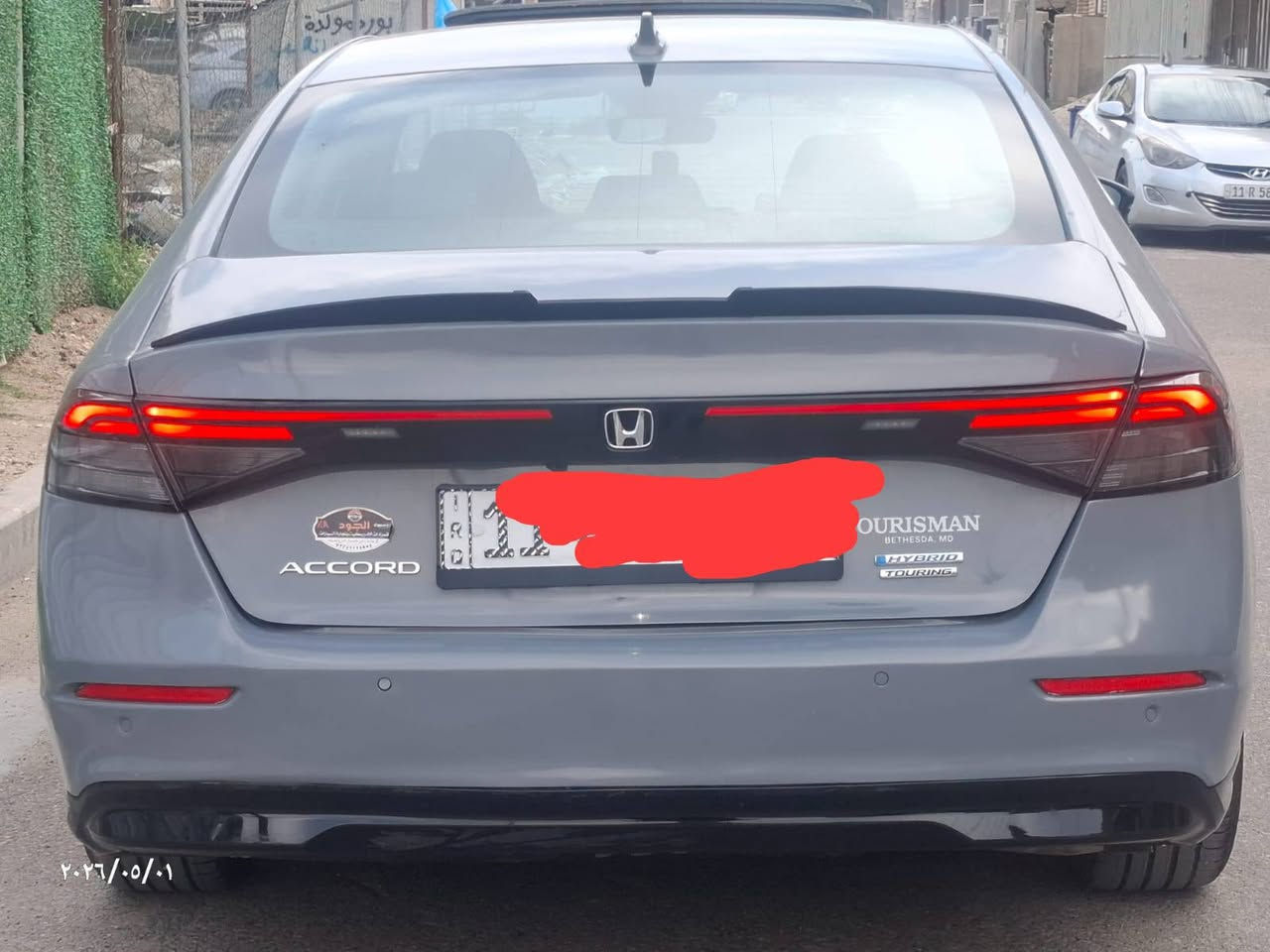 السلام عليكم..
هوندا أكورد 2025 (تورنك / فل كامل / 2.0 هايبرد) 🚗 🔥 أعلى فئة 🔥

• محرك 2.0 هايبرد (بنزين + كهرباء)

• شاشة كبيرة + Apple CarPlay & Android Auto

• نظام صوتي Boos 🔊

• فتحة سقف 🌤

• مقاعد تدفئة وتبريد امامي + الخلفي تدفئة

• تحكم كهربائي بالمقاعد + ميموري للسائق

• تشغيل بصمة + دخول ذكي (بصمة أبواب)

• رادار أمامي + رادار جانبي +رادار خلفي

•كاميرا خلفية متعددة الزوايا

• حساسات أمامي وخلفي + • شحن لاسلكي 📱

• إضاءة LED أمامي وخلفي

📊 الممشى: 2600 ميل 

💰 السعر: 208 $ وبيها مجال بسيط

***********📞

📍 بغداد / حي الجهاد
